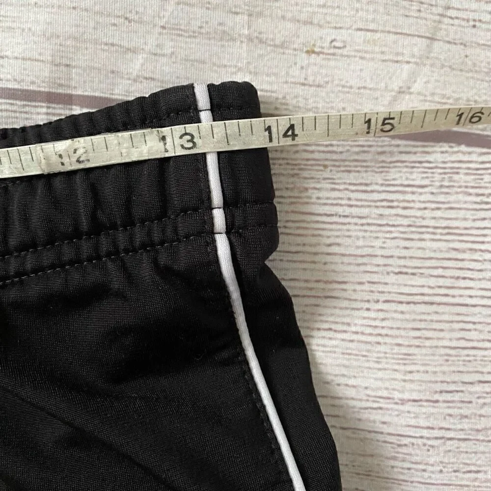Puma sport lifestyle women S pull on athletic shorts w/ elastic waist B&W